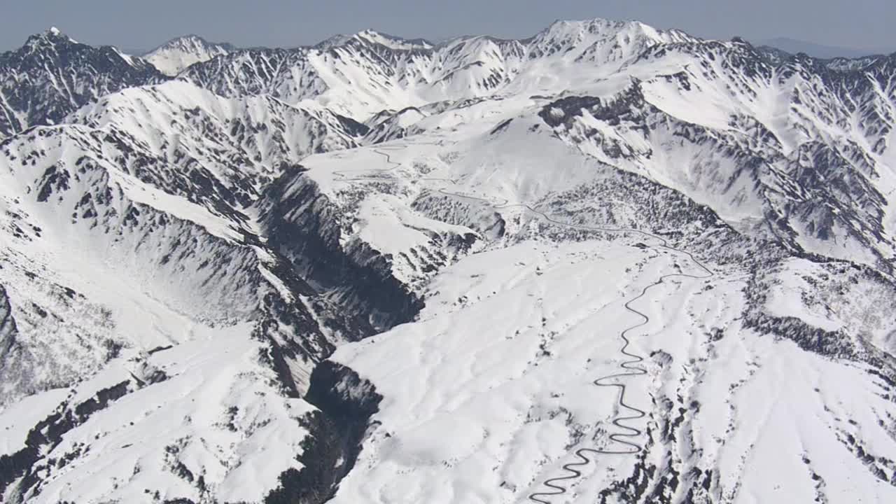 航空，立山Kurobe高山路线，富山，日本视频素材