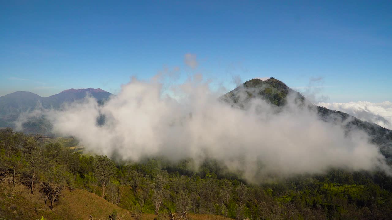 印度尼西亚爪哇岛的山地景观视频素材