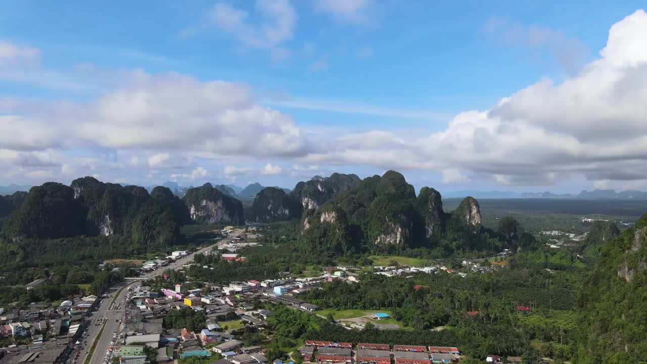 泰国南部甲米镇奥鲁克的风景视频素材