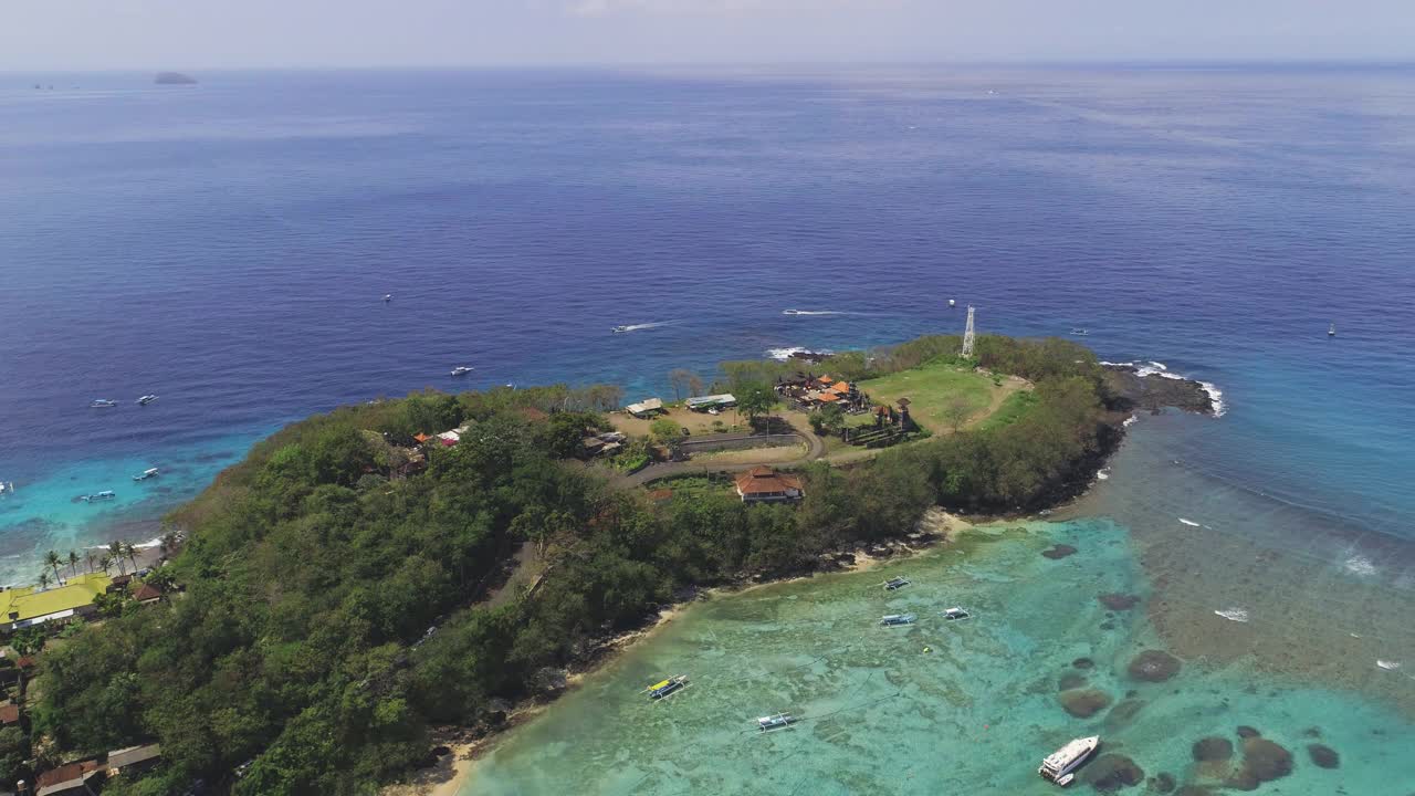 印尼巴厘岛巴东湾鸟瞰图视频素材