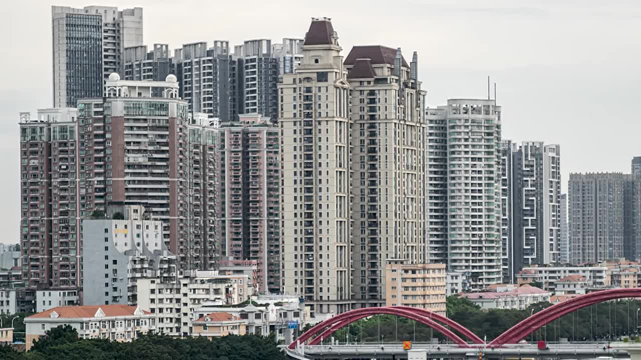 广州的高楼大厦日夜流逝。视频素材