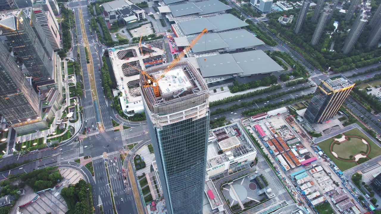 正在建设中的城市高层建筑视频素材