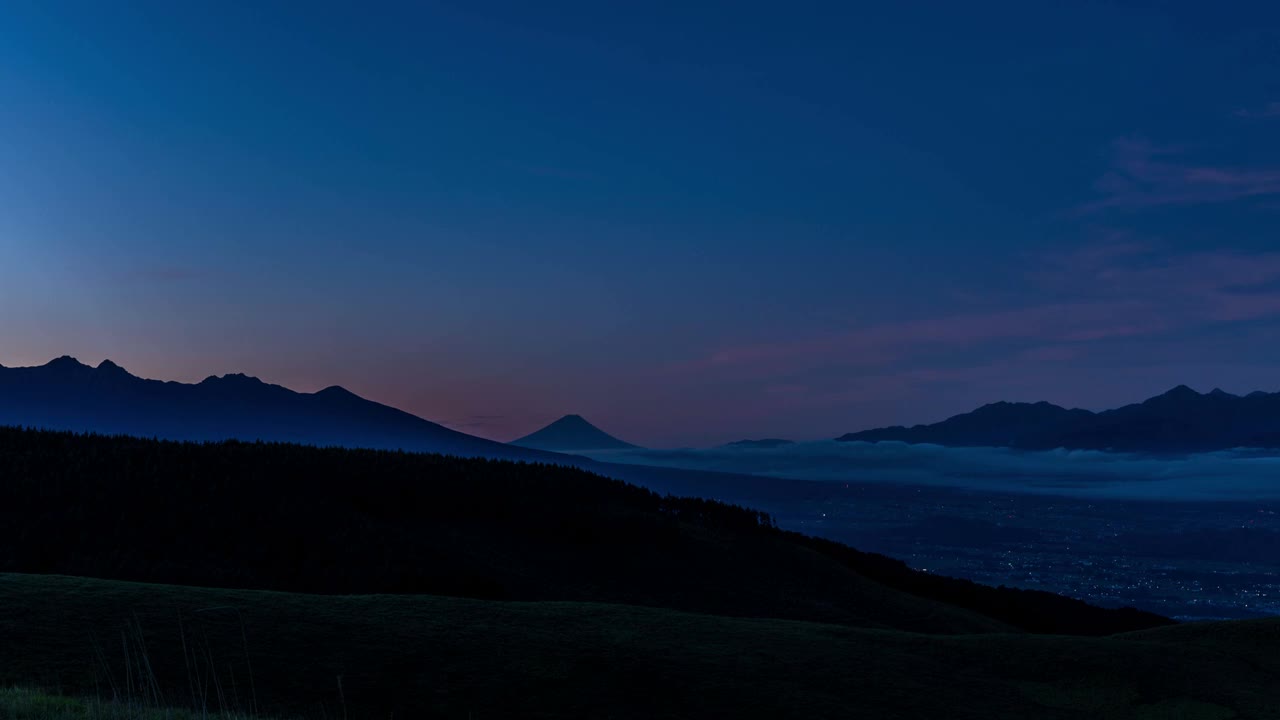 富士山和Kirigamine高原的日出视频素材