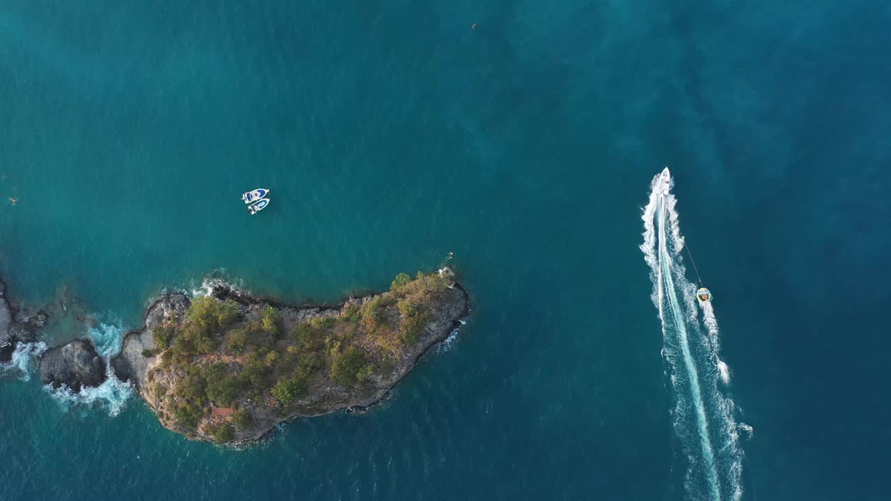 鸟瞰图的Oludeniz海滩，Fethiye，土耳其视频下载