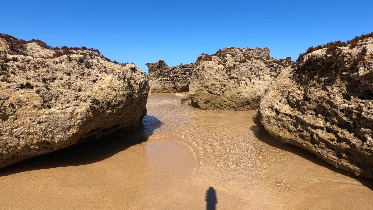 海滩-沙子-岩石-海洋-海洋视频素材