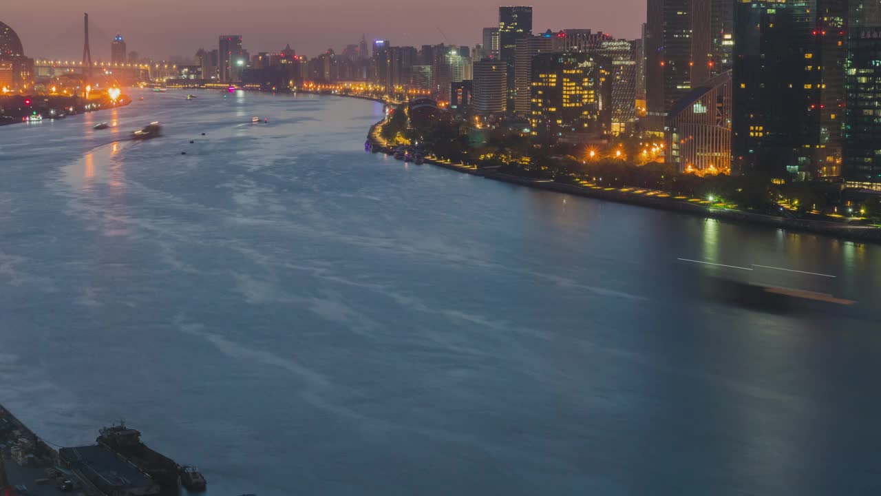 日日夜夜的城市风光，时光流逝视频素材