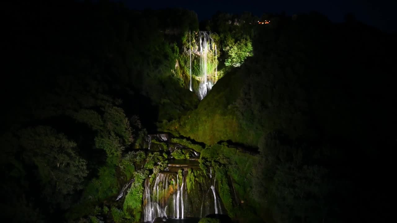 马尔摩瀑布的夜间上部视频素材