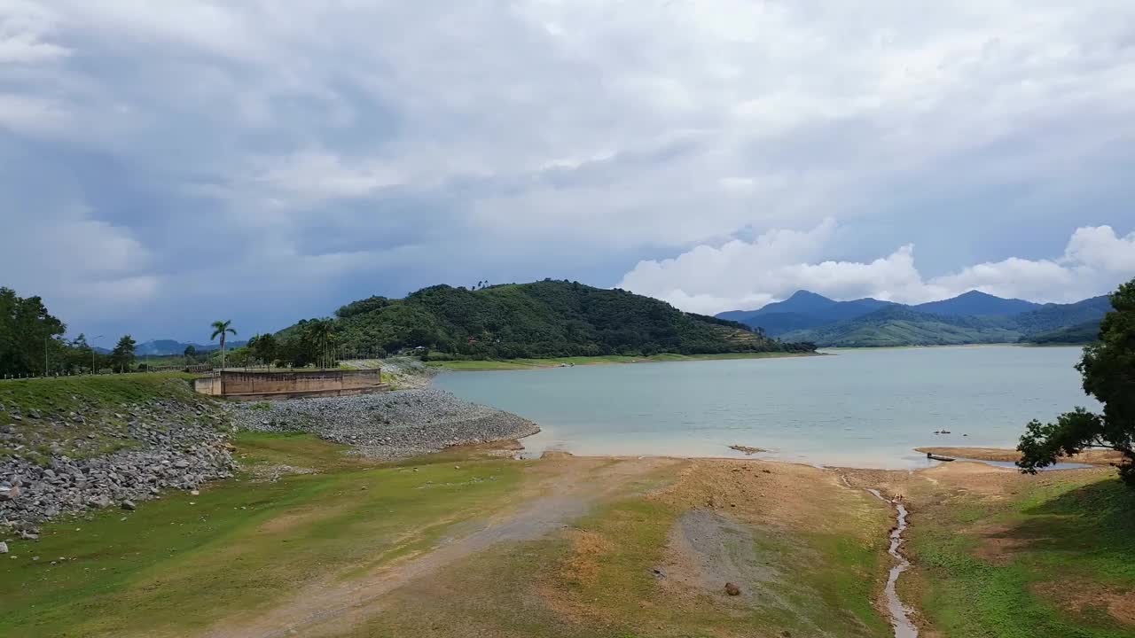 泰国南部的大坝景观视频素材