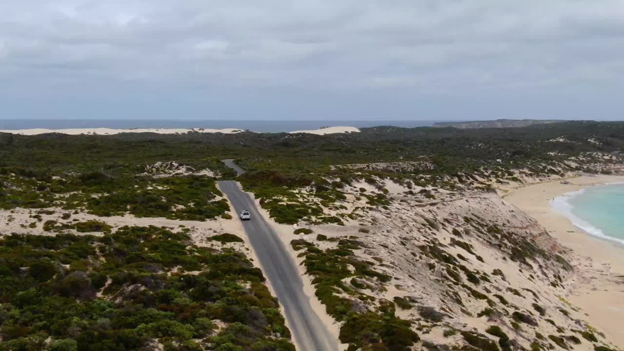 澳洲海岸4x4驱车(自驾游)视频素材