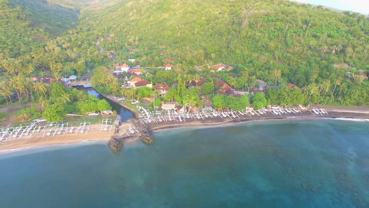 海滩风景/巴厘岛，印度尼西亚视频素材