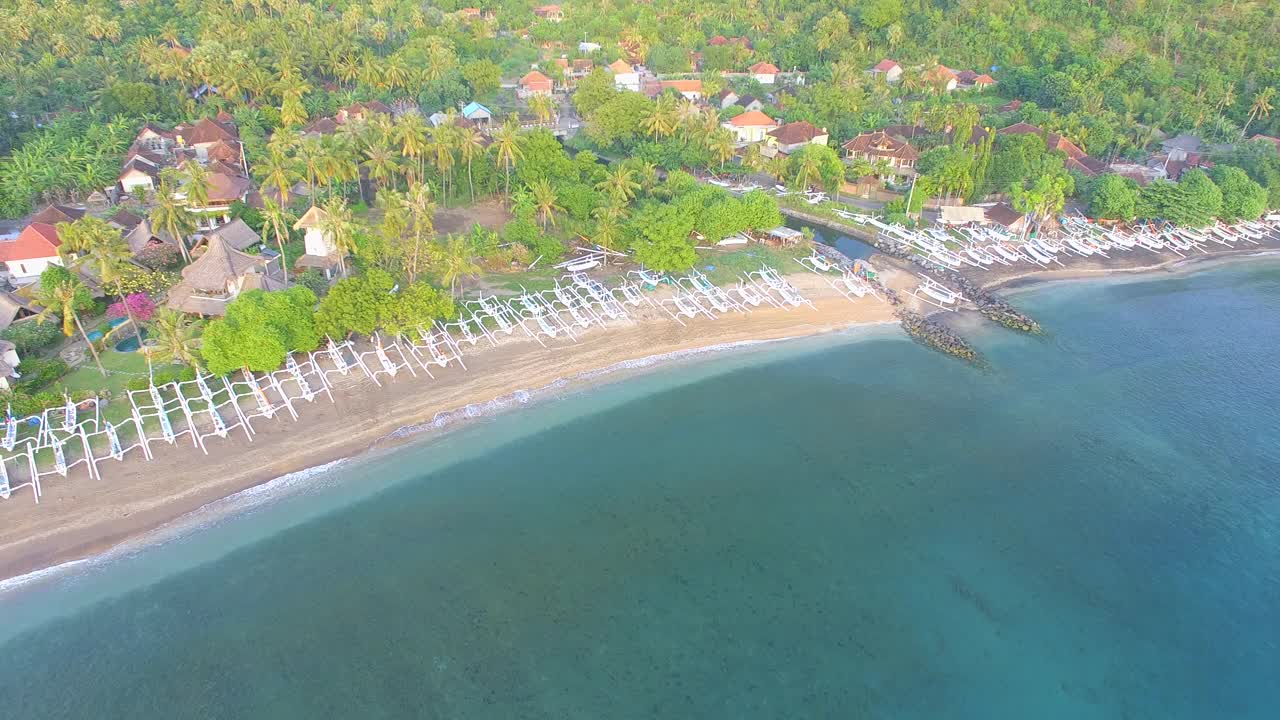 海滩风景/巴厘岛，印度尼西亚视频素材