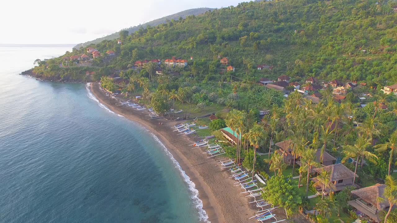 海滩风景/巴厘岛，印度尼西亚视频素材