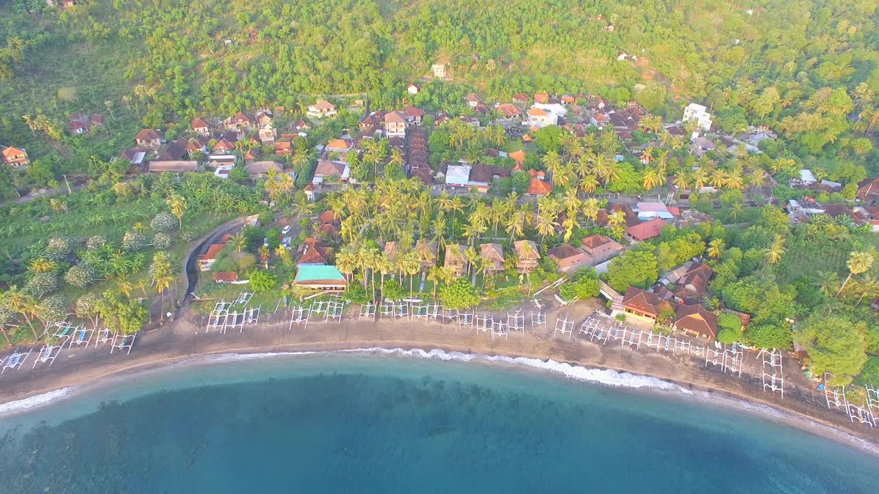 海滩风景/巴厘岛，印度尼西亚视频素材