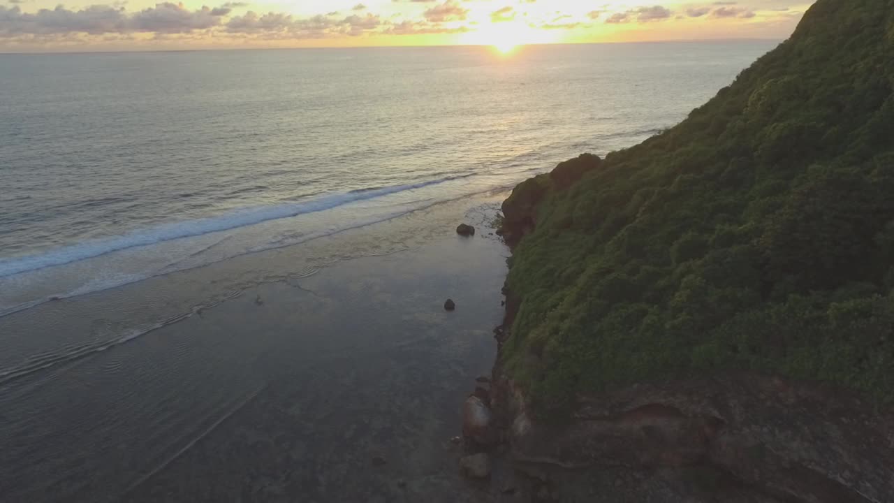 Nyang Nyang海滩/巴厘岛的风景视频素材