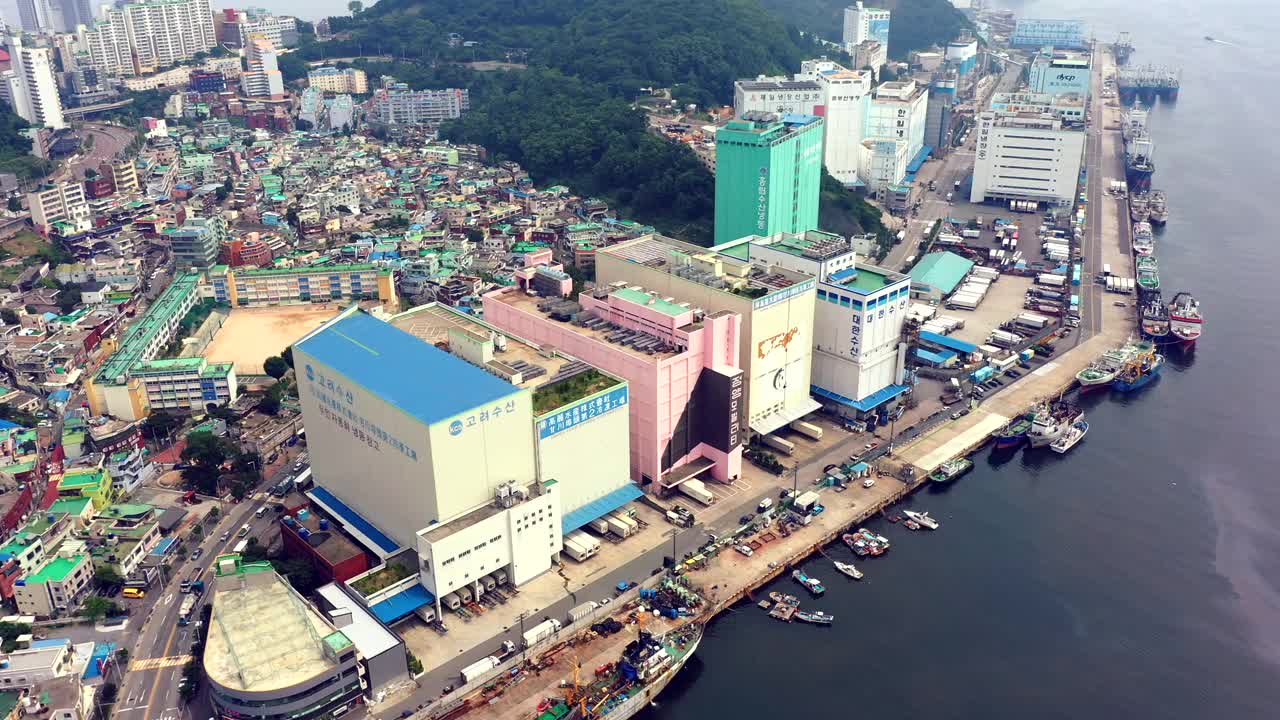 釜山沙下区甘川港冷库周围的风景视频素材