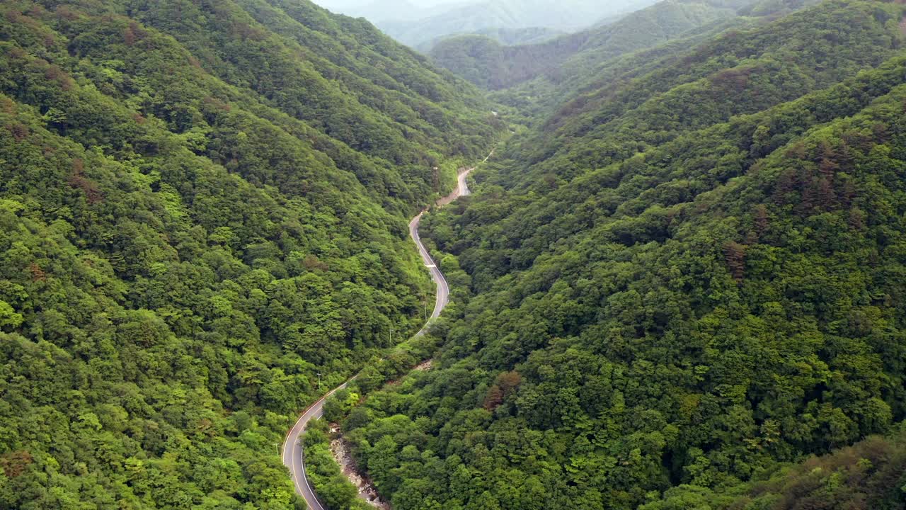 京畿加平郡北郡龙索瀑布的风景视频素材