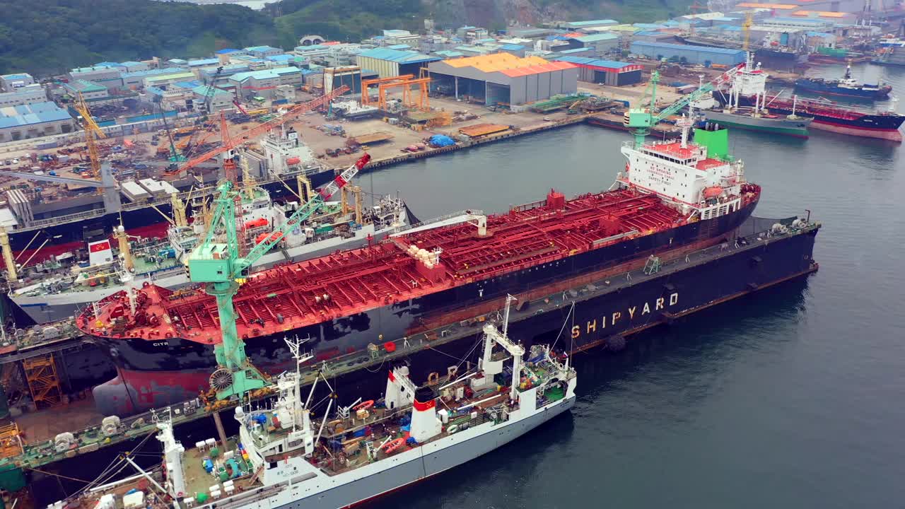 韩国釜山沙下区甘天行港冷藏及装船视频素材