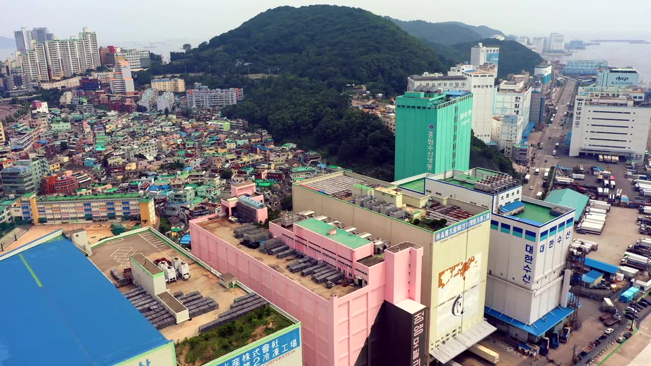 釜山沙下区甘川港冷库周围的风景视频素材