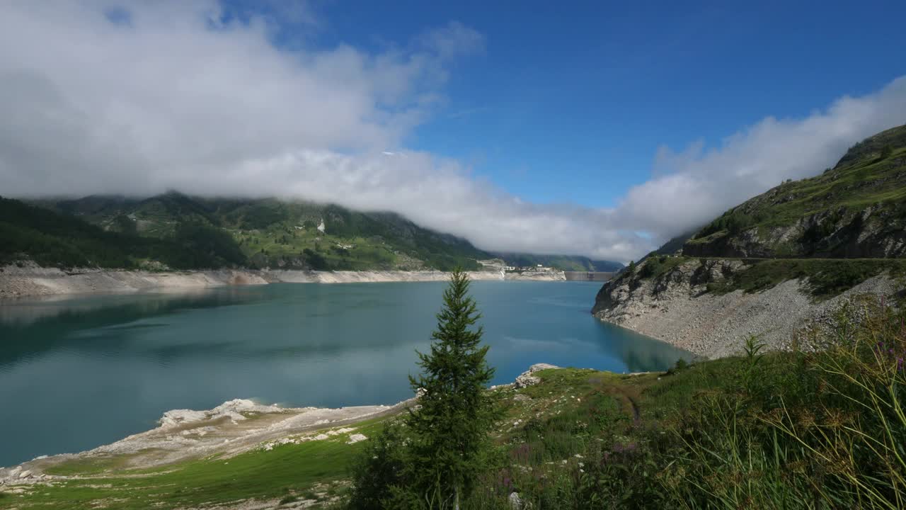 法国萨瓦省提涅湖，法国阿尔卑斯山视频素材