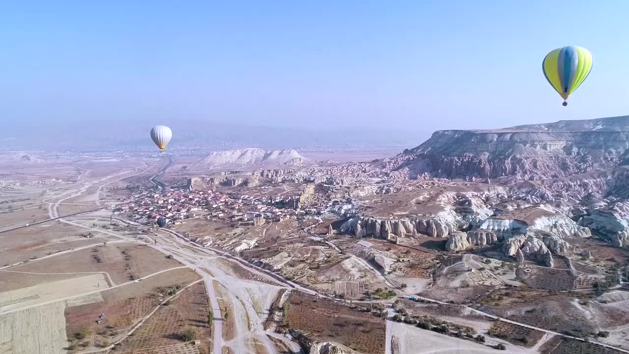 卡帕多西亚上空的热气球视频素材