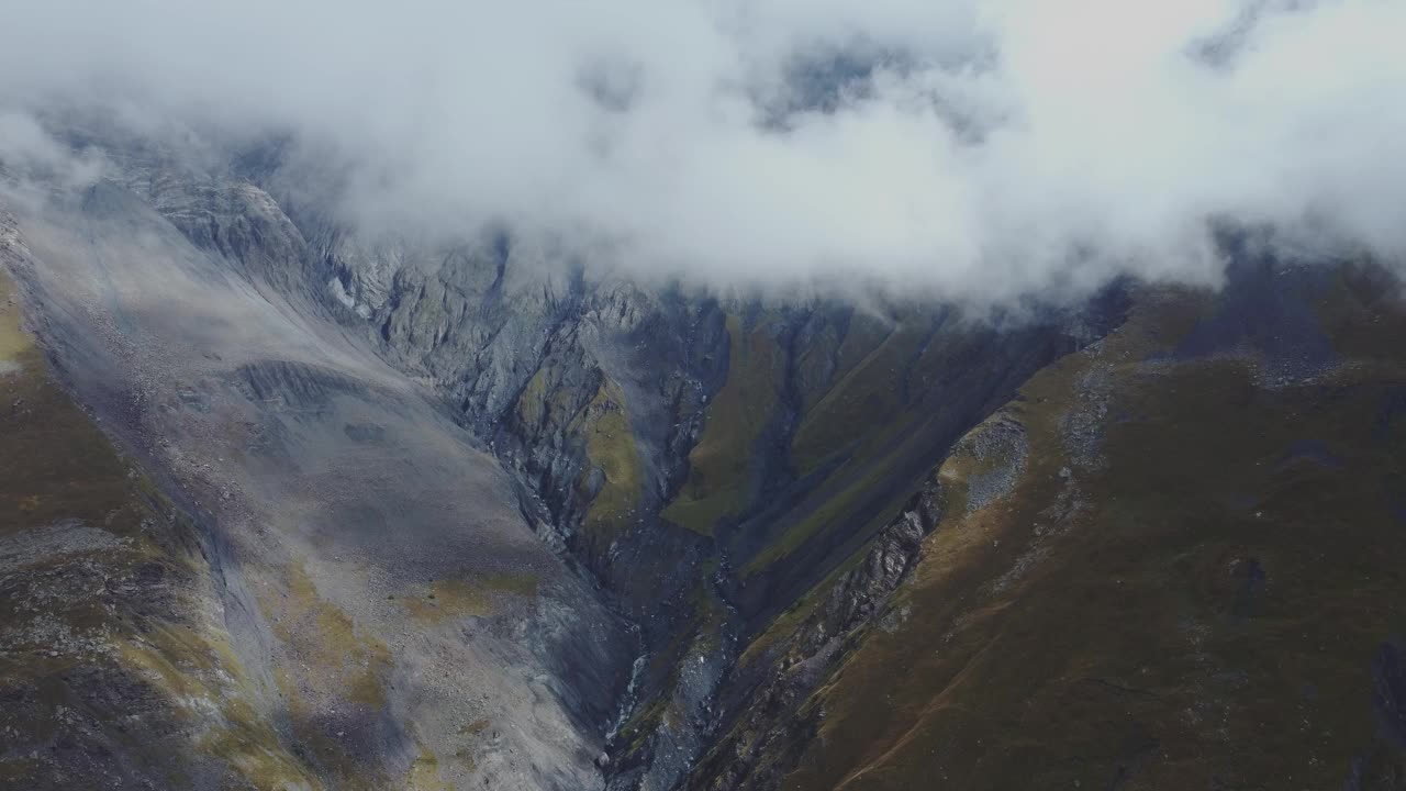 雾山鸟瞰图-雾山视频素材