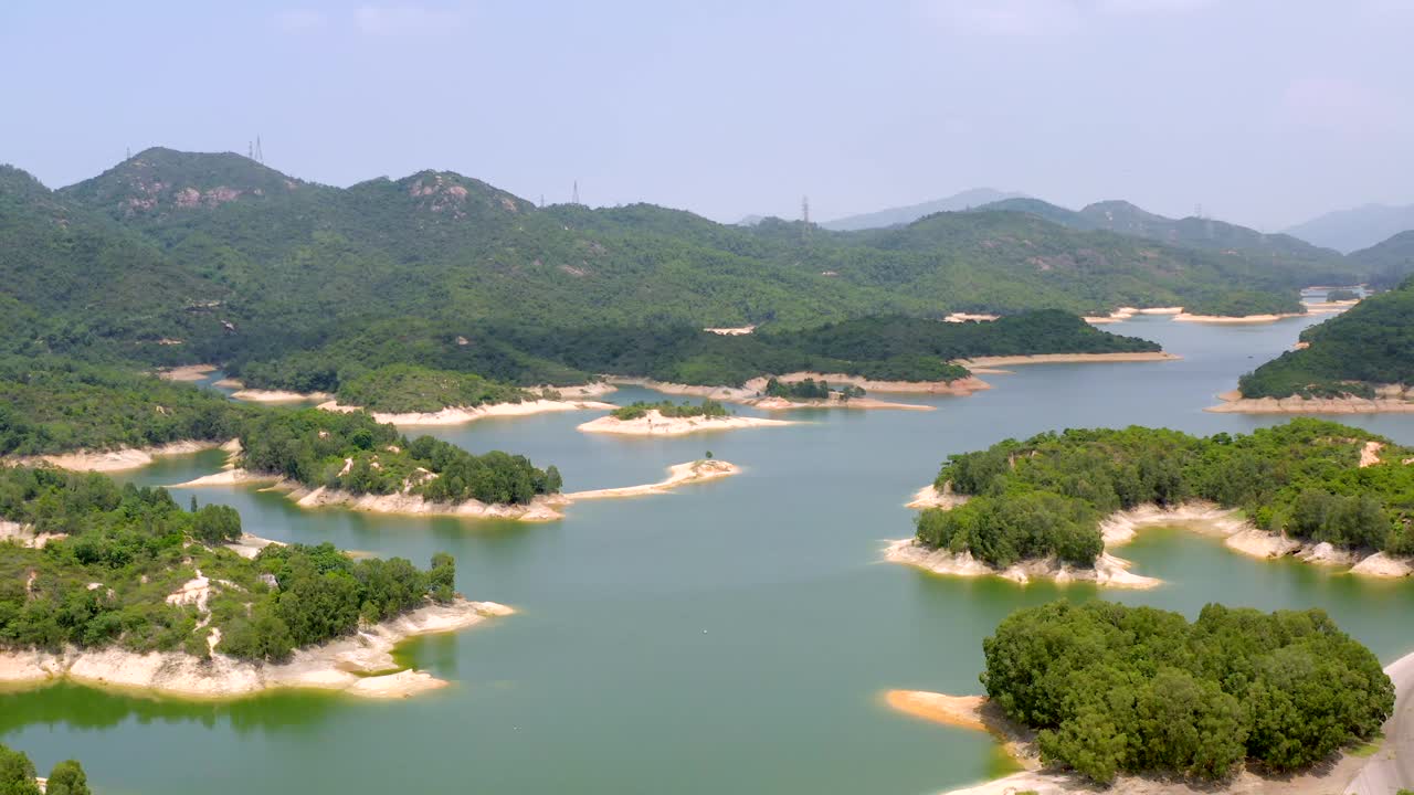 香港大榄涌水塘夏季航拍的精彩画面视频素材