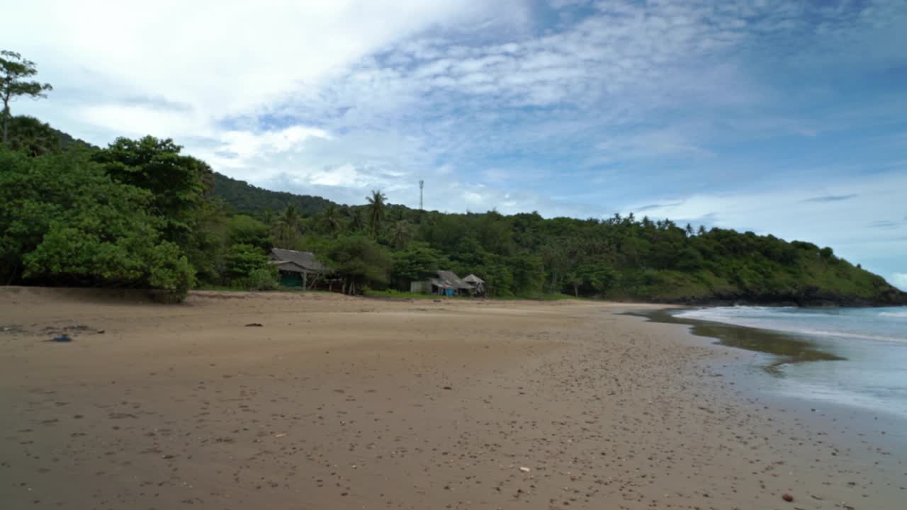 全景安达曼海Khlong Chak海滩泰国大屿山视频素材