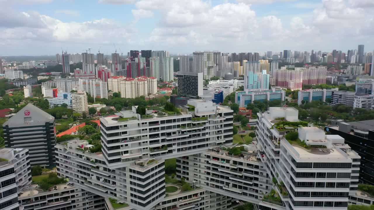 在新加坡的建筑。Interlace Condo，新加坡。视频素材