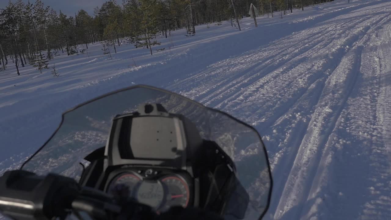 摩托雪上越野车视频素材