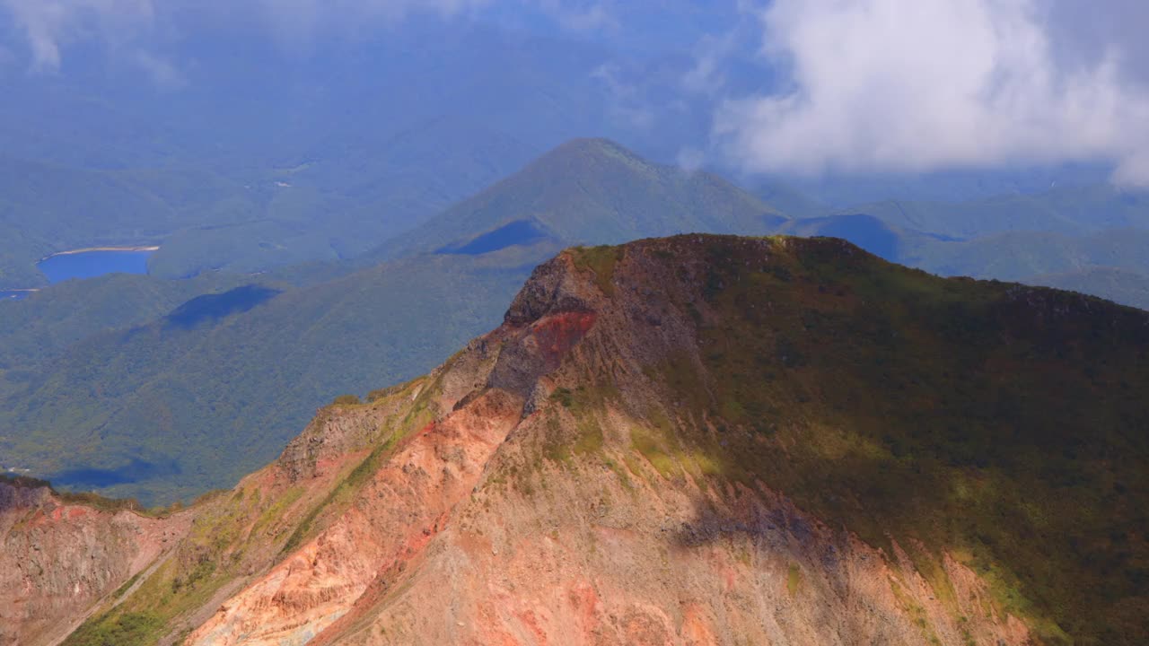 图为福岛县万代山顶的风景视频素材