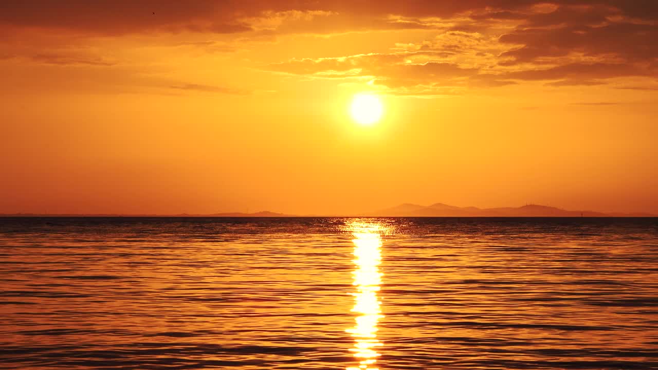 海上日落视频素材