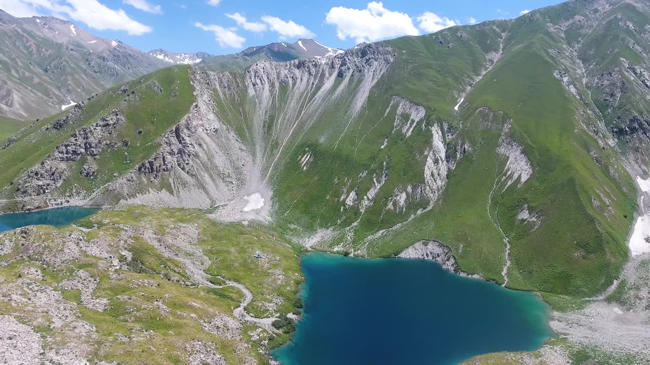 塔什干地区美丽山脉的全景图视频素材