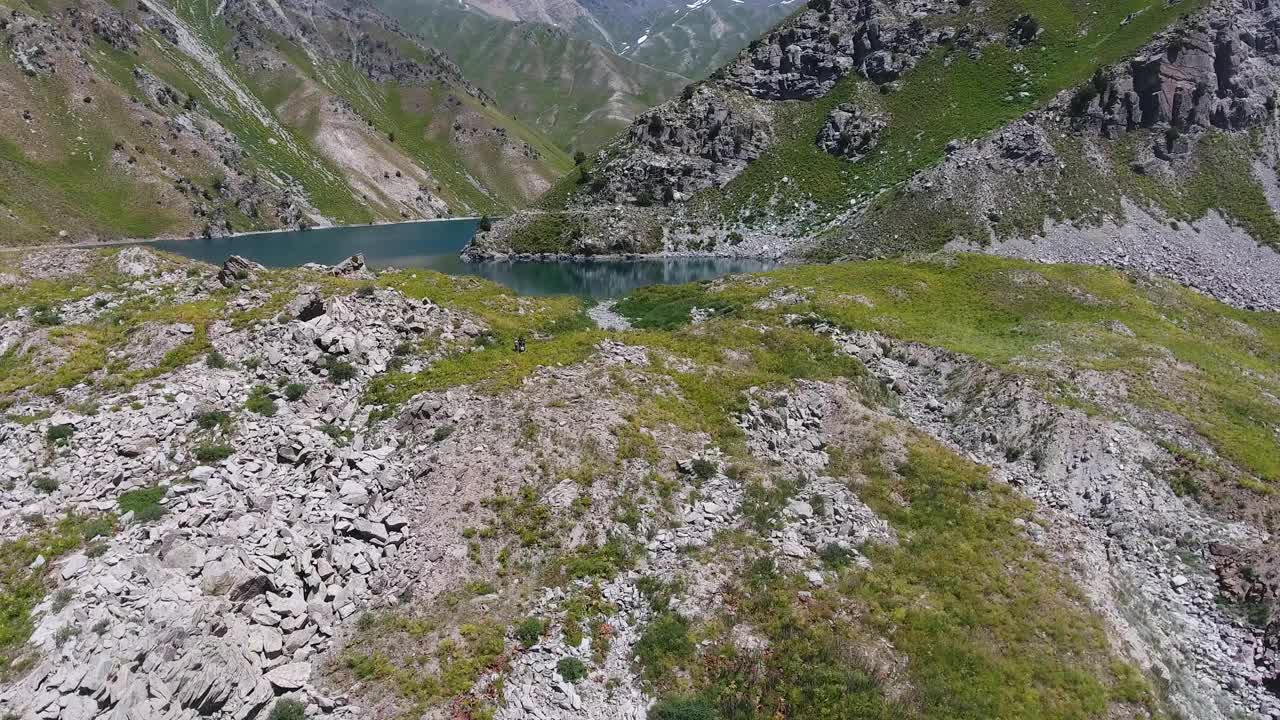 塔什干地区美丽山脉的全景图视频素材