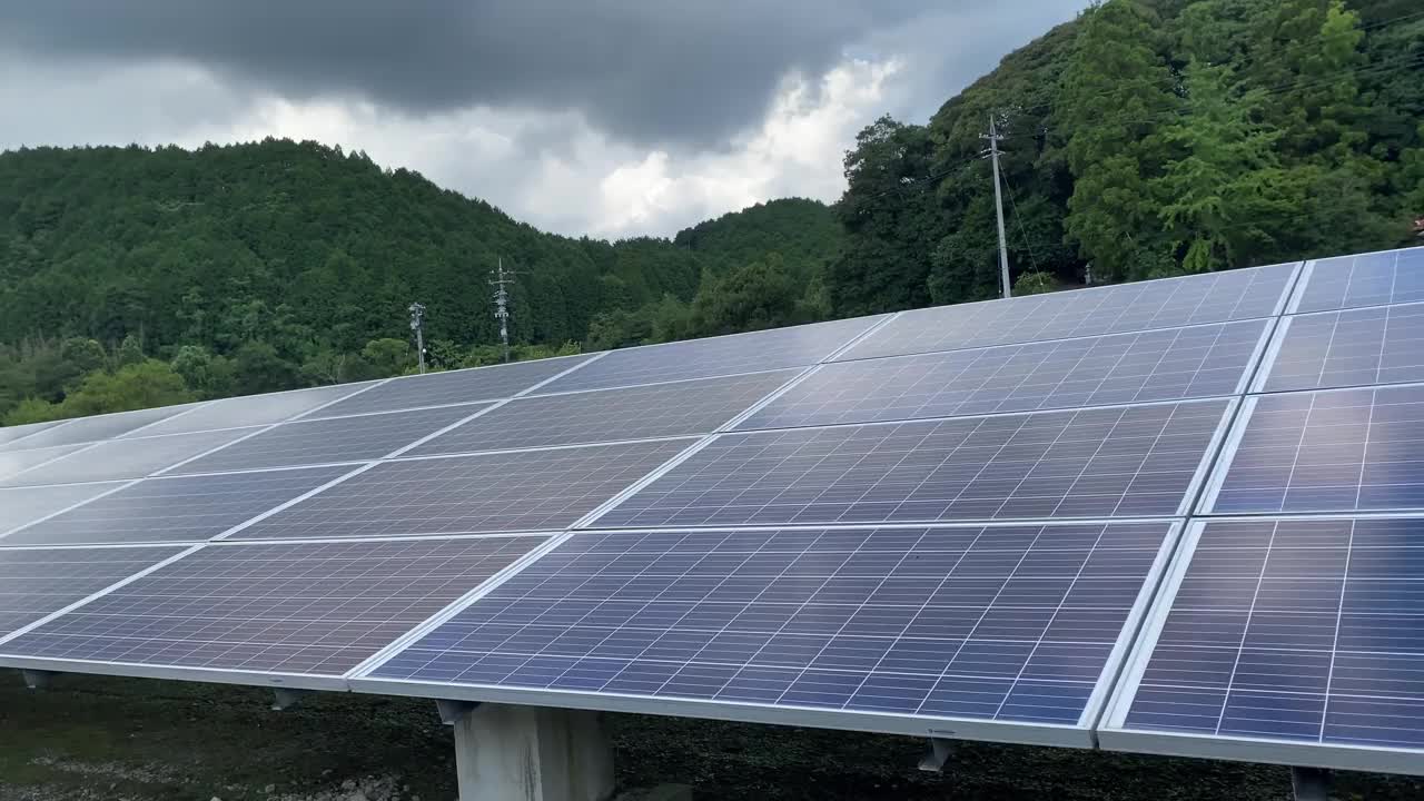 太阳能电池板视频素材