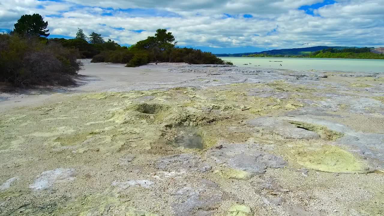 新西兰罗托鲁瓦硫磺湖视频素材