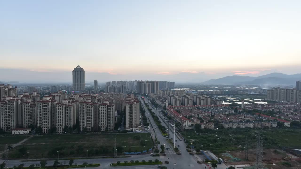 市中心的地标性夜晚视频素材