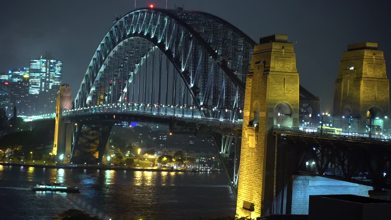 澳大利亚悉尼海港大桥夜景照明结构视频素材