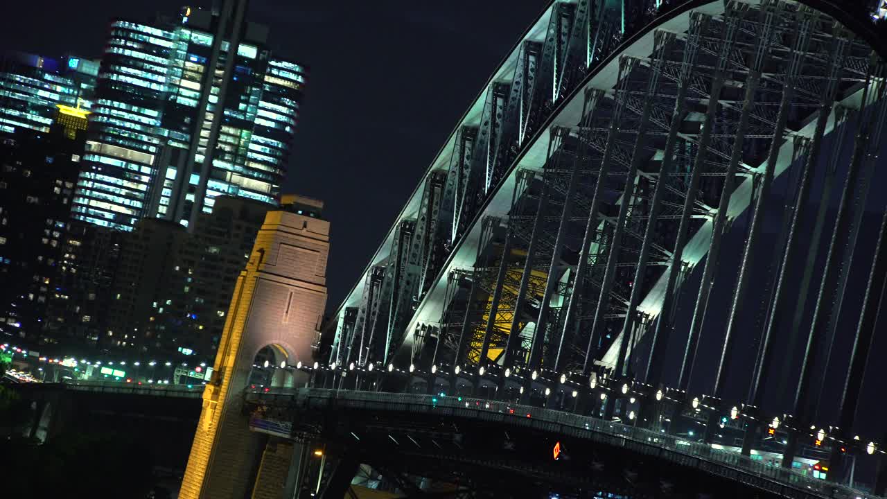 夜景悉尼海港大桥拱桥塔视频素材