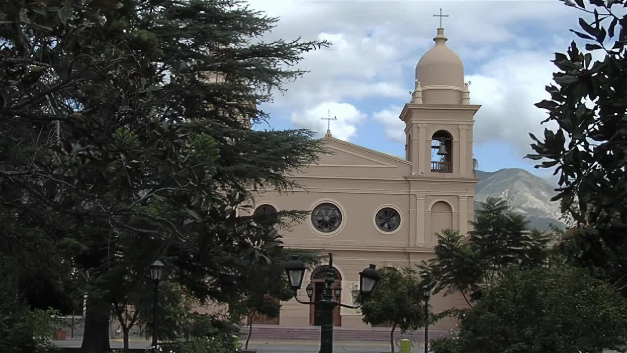 圣母玫瑰大教堂，Cafayate, Salta省，阿根廷。视频素材