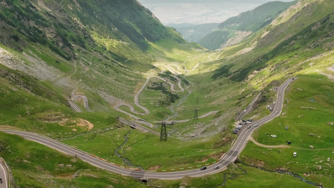 罗马尼亚，transagarasan高速公路，欧洲最美丽的公路视频素材