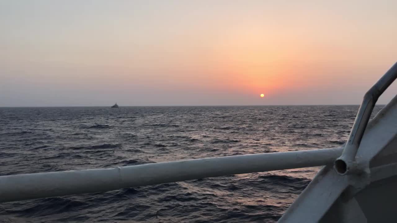 在海上日落视频素材