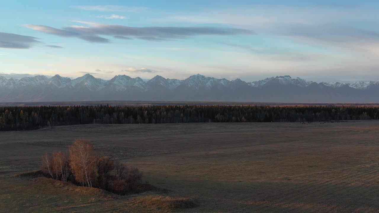 Tunkinskaya Valley Buryatia报道视频素材