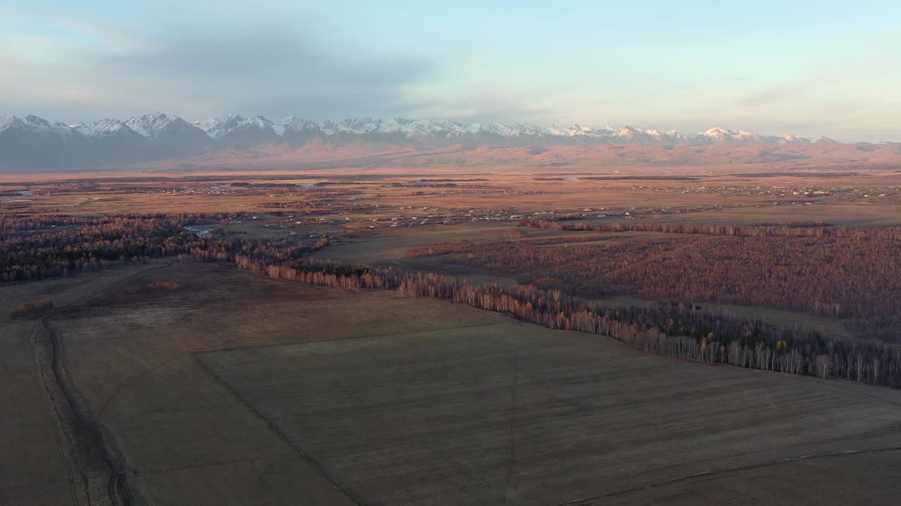 Tunkinskaya Valley Buryatia报道视频素材