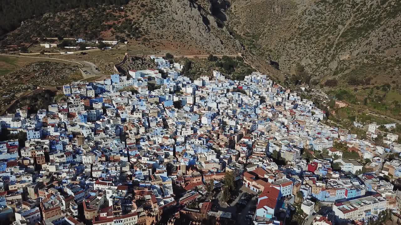 麦地那蓝色老城舍夫沙旺鸟瞰图视频素材