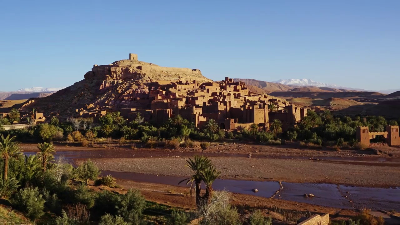 Kasbah Ait Ben Haddou在摩洛哥，放大延时视频素材