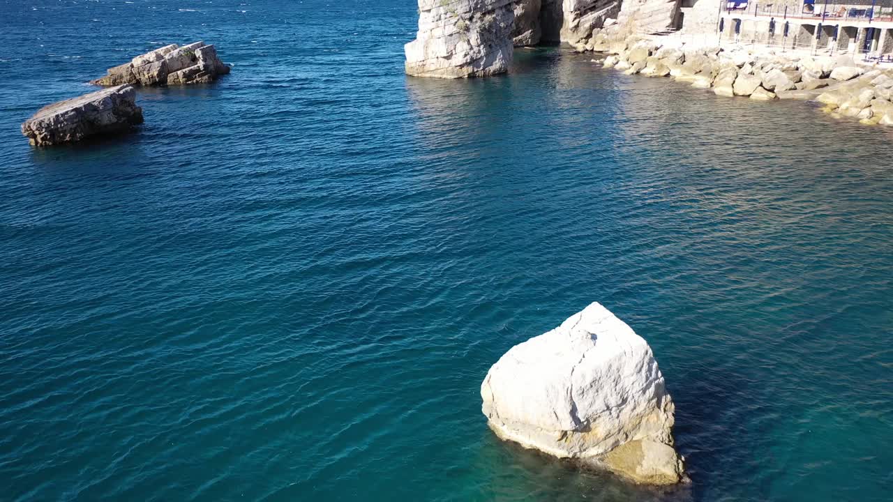 维苏威火山和索伦托海岸的景色，索伦托，维科马瑟。视频素材