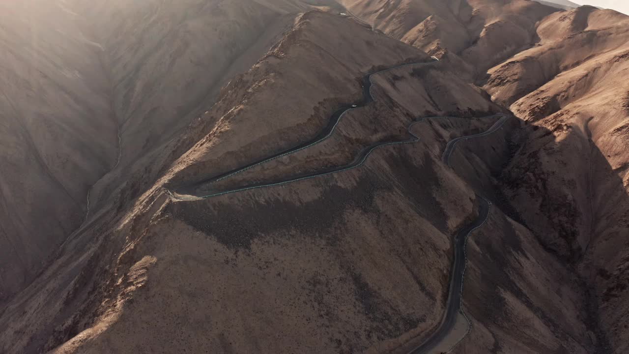 山路鸟瞰图视频素材