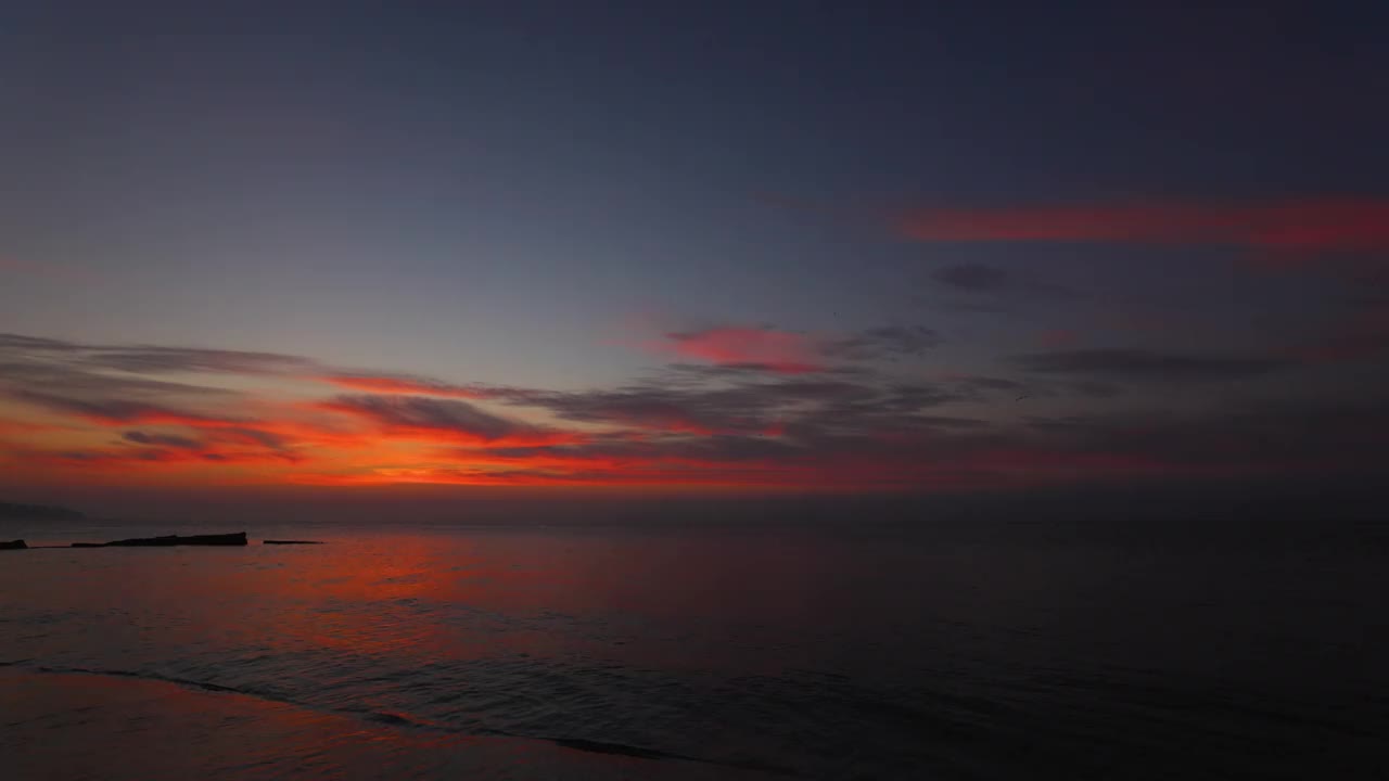 美丽的海景日出景观视频素材