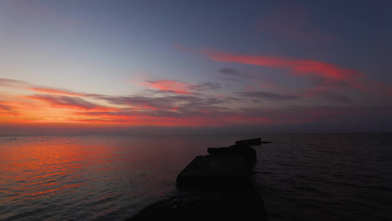 美丽的海景日出景观视频素材