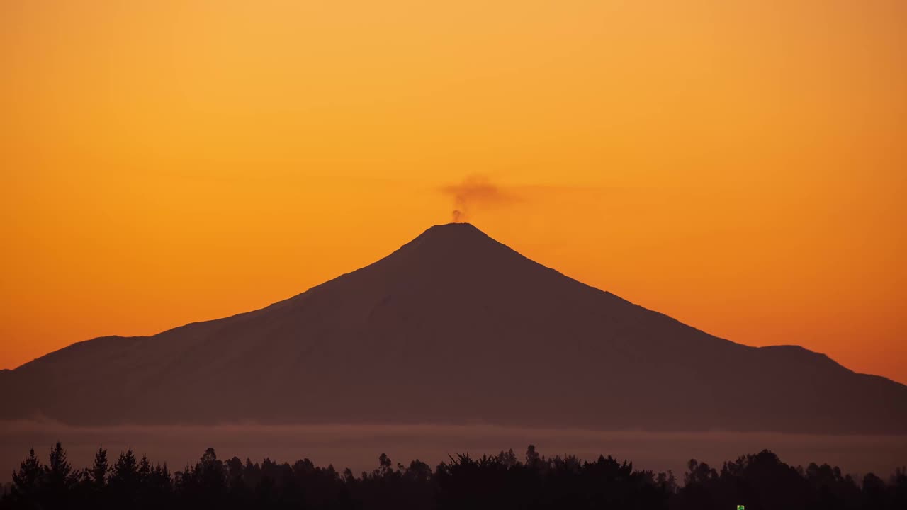 火山时间在黎明视频下载